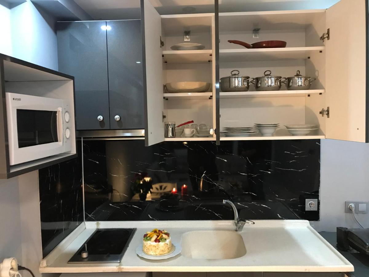 Royalstar Taksim Family Suites Istanbul Exteriör bild