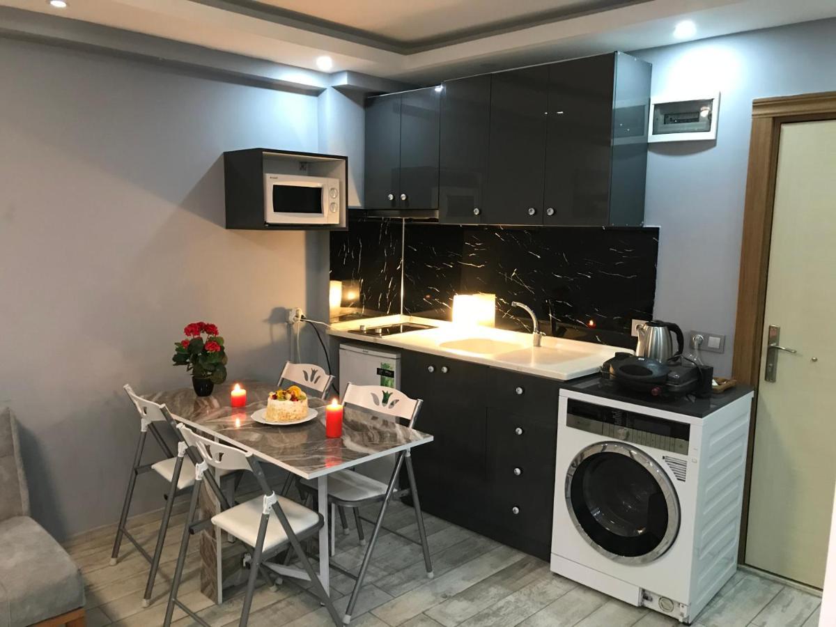 Royalstar Taksim Family Suites Istanbul Exteriör bild